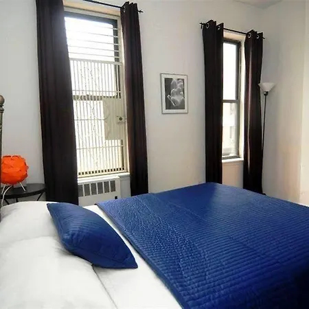 Moma Suite Apartment
